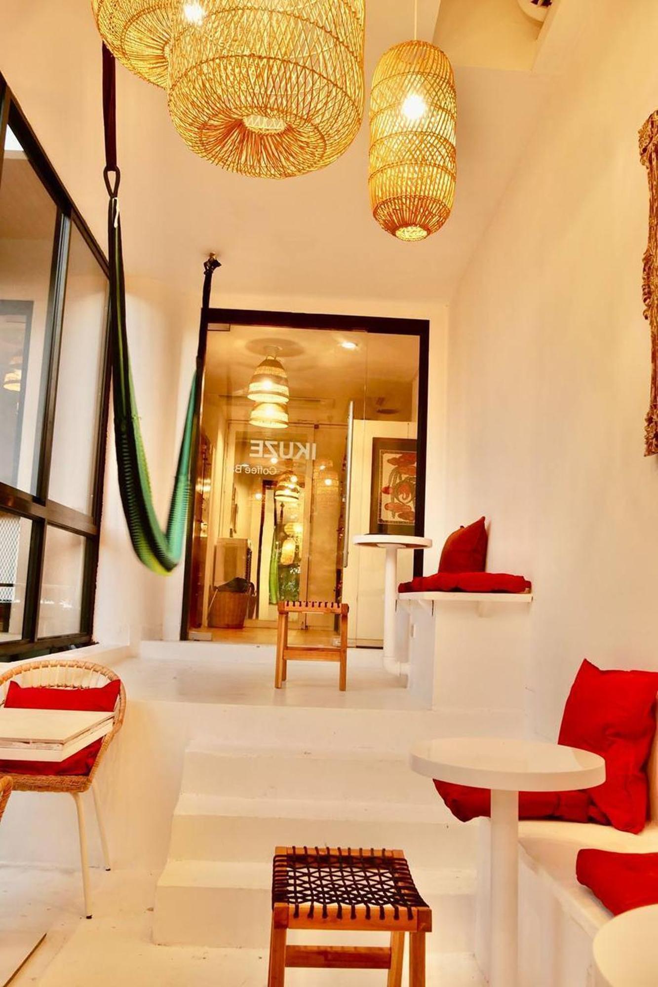 Blu Cabin Ari Stylish Gay Poshtel Bangkok Bagian luar foto